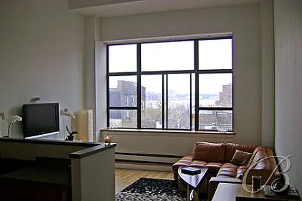Rented by Bellmarc Realty | media 17