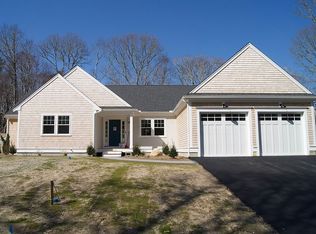 129 Pine Tree Dr, Centerville, MA 02632