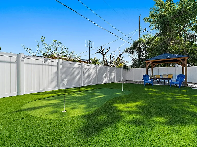 423 Avenida Alegre — Photo 34