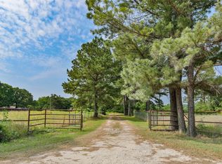 2916 County Road 220, Gainesville, TX 76240