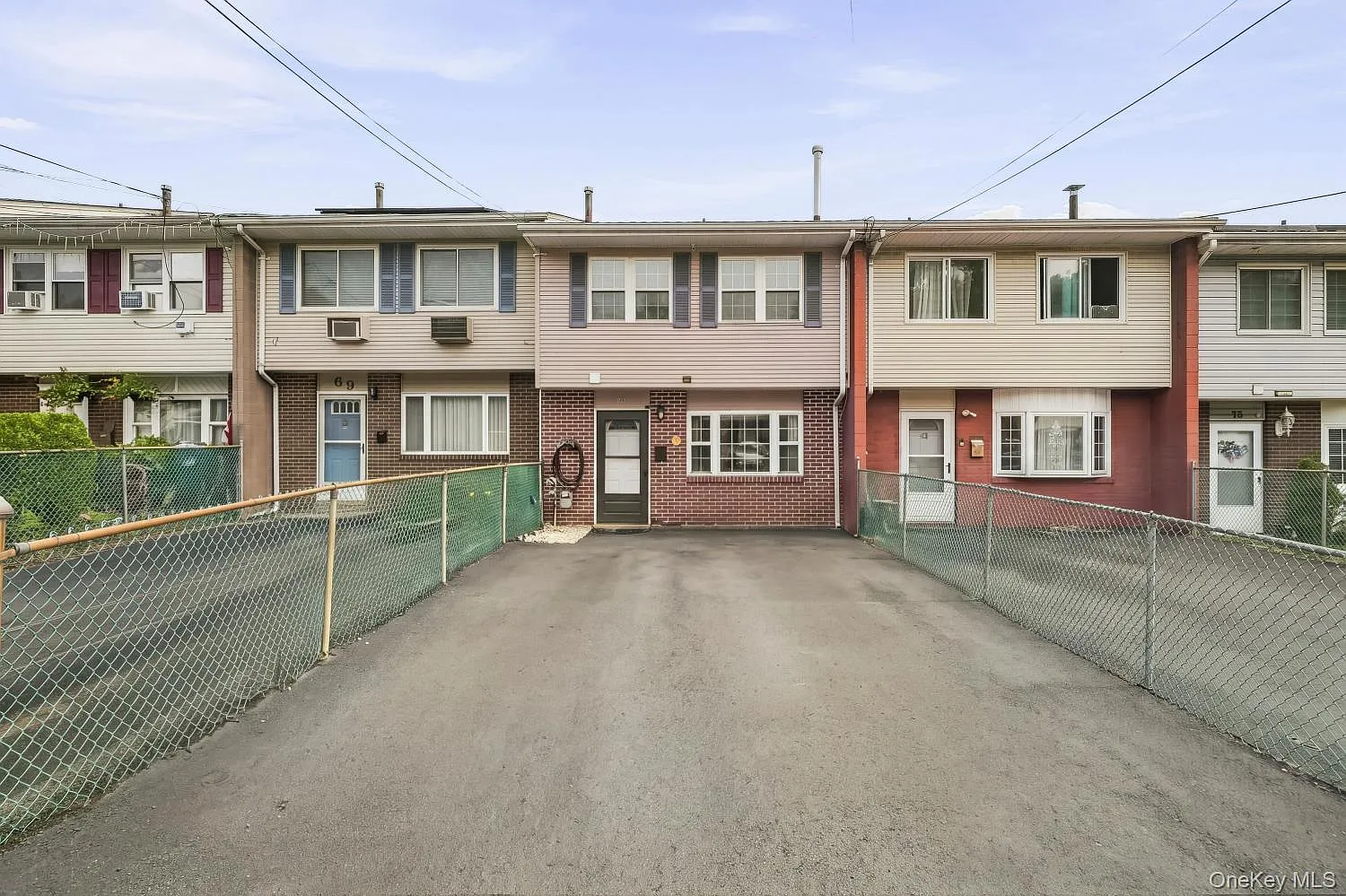 3 bed, 1.5 bath, 1404 sqft, $3,500 — Photo 1