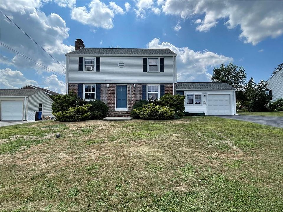 1st image of 323 Garden City Dr