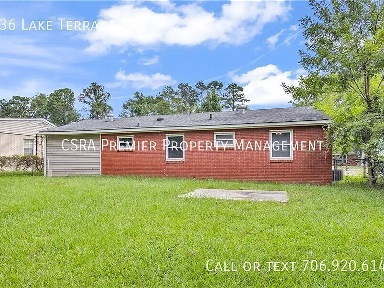 836 Lake Terrace Dr — Photo 22