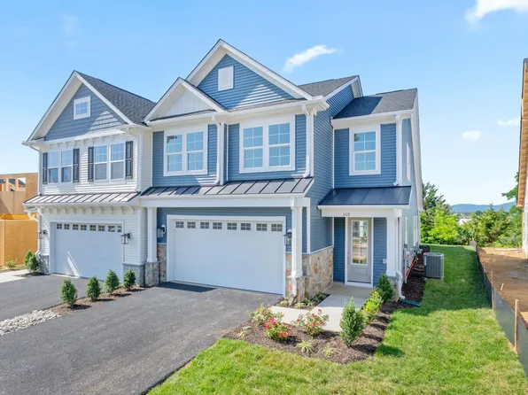 209 Springdale Rd, Waynesboro, VA 22980