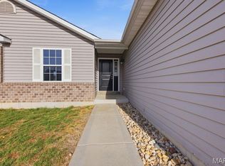 709 Talon Dr, Wright City, MO 63390