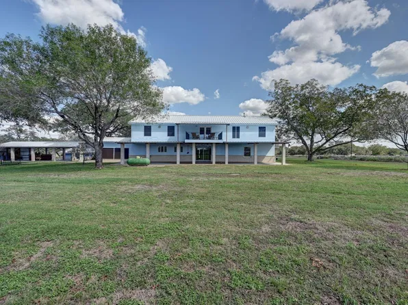 2927 County Road 240, Hallettsville, TX 77964