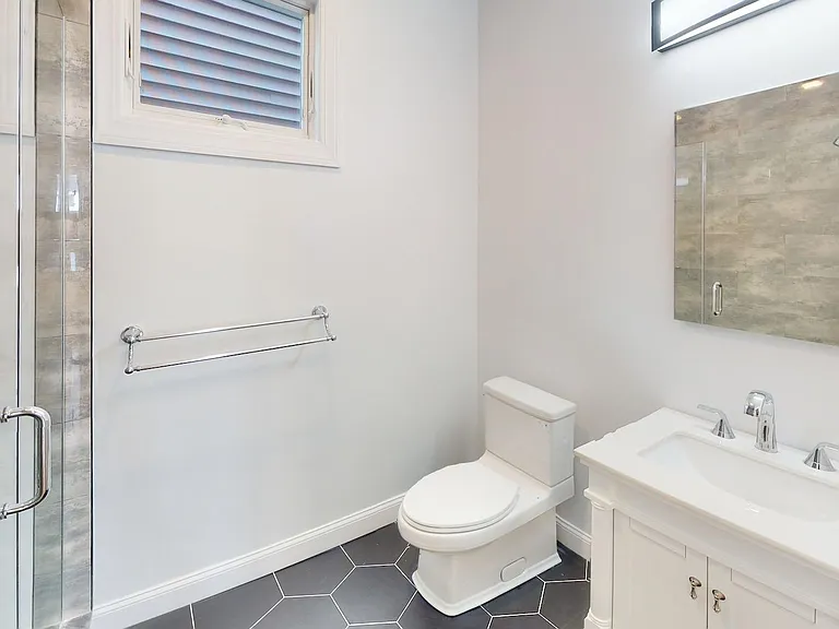 200 L St #1 — Photo 19