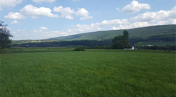 1st image of 108 Old Field Dr