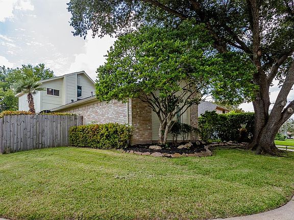 3rd image of 3503 Palm Grove Dr