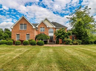 8 Windy Heights Rd, Califon, NJ 07830