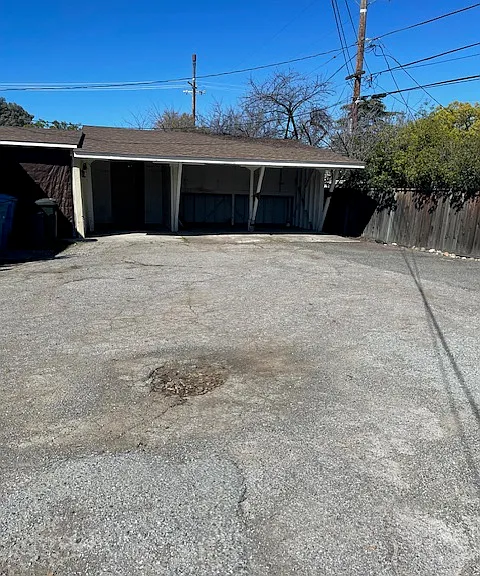 3121 Alma St — Photo 27