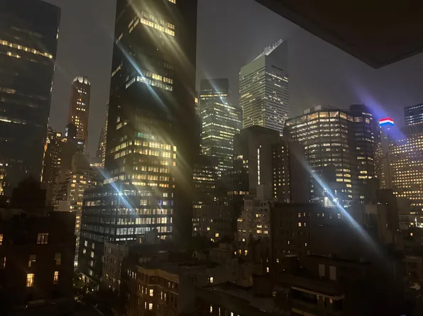 255 East 49th Street image 14 of 14