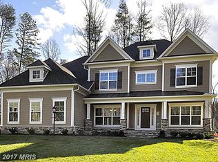 1033 Park St SE, Vienna, VA 22180