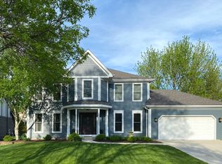 2250 Keim Rd, Naperville, IL 60565