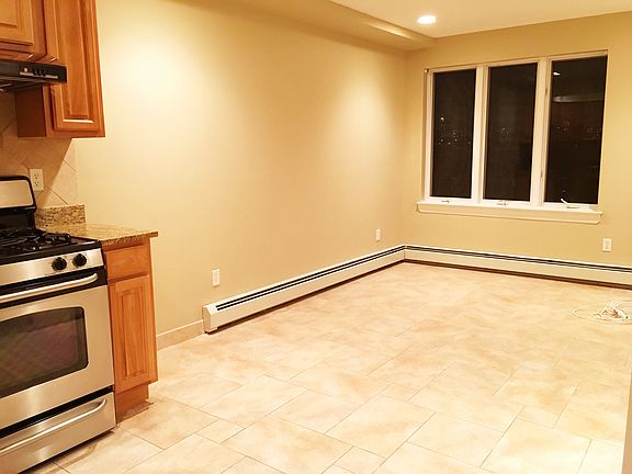 2nd image of 3076 38th St APT 4D