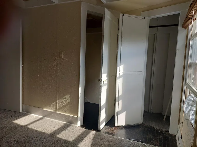 1343 Vine St #4 — Photo 17