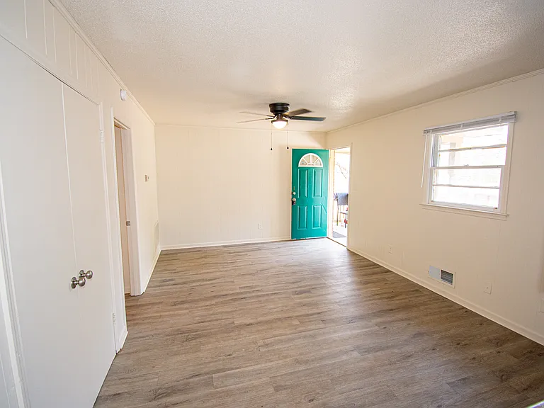 185 Westwood Dr #A — Photo 10
