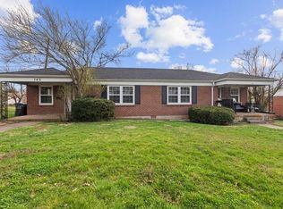 143-145 Hutchins Dr, Wilmore, KY 40390
