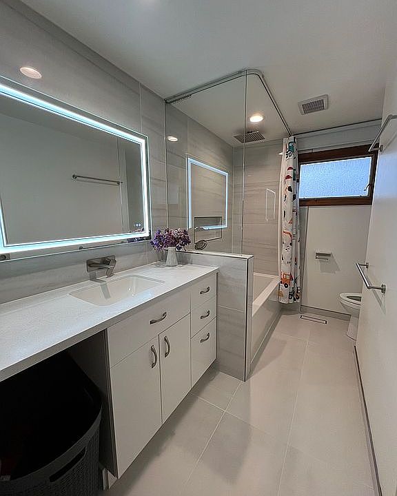 Common bathroom