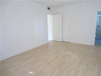 3rd image of 9700 E Bay Harbor Dr APT 204