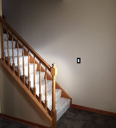3rd image of 420 Village Creek Dr
