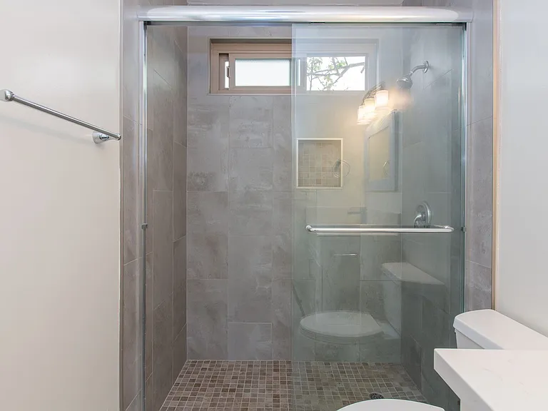 11827 Dorothy St 3 WEB-17_11272020