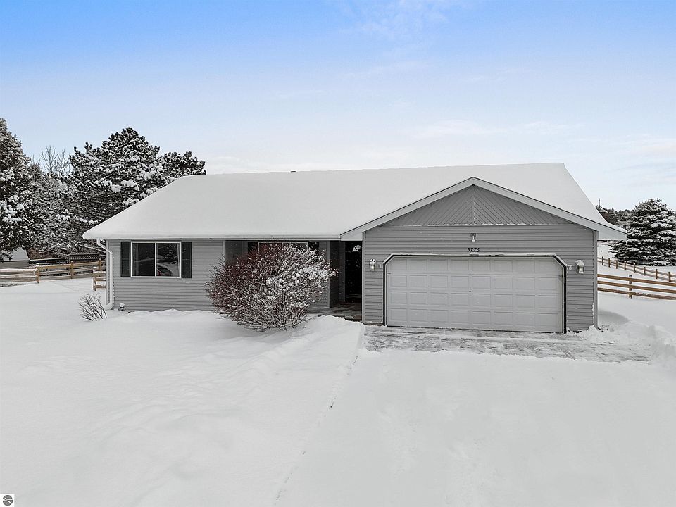 1st image of 5776 Cherry Blossom Dr