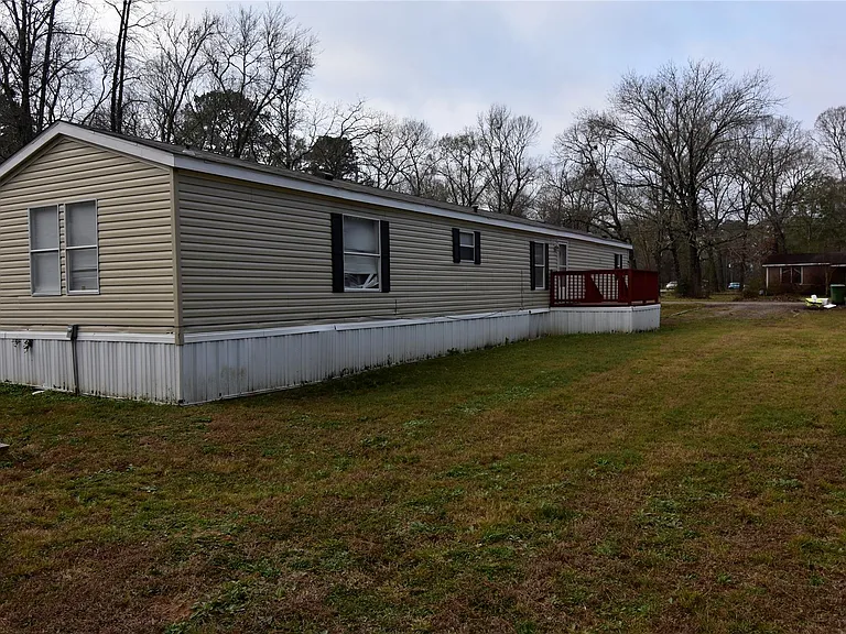 2 Lake View Ln — Photo 6