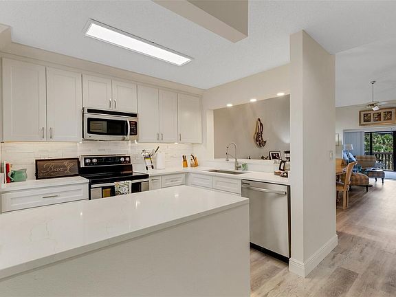 5th image of 5632 Ashton Lake Dr #5632
