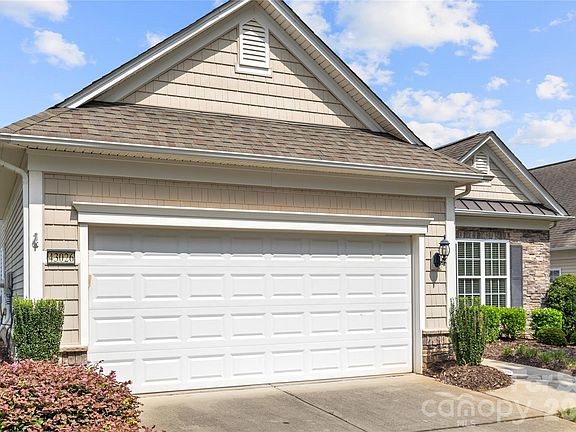 2nd image of 43026 Mimosa Ct