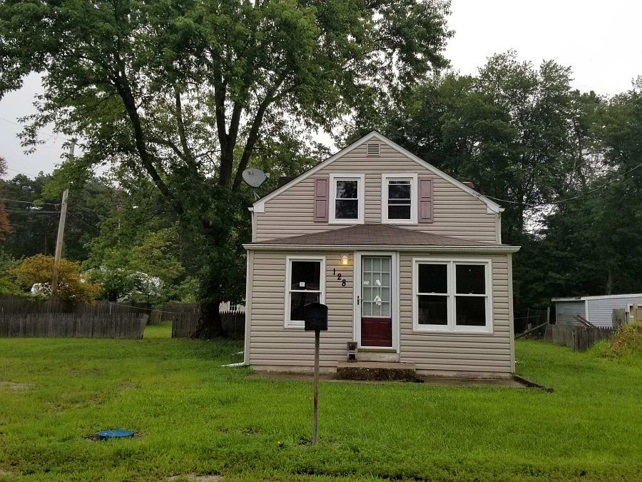 1st image of 128 Barclay St
