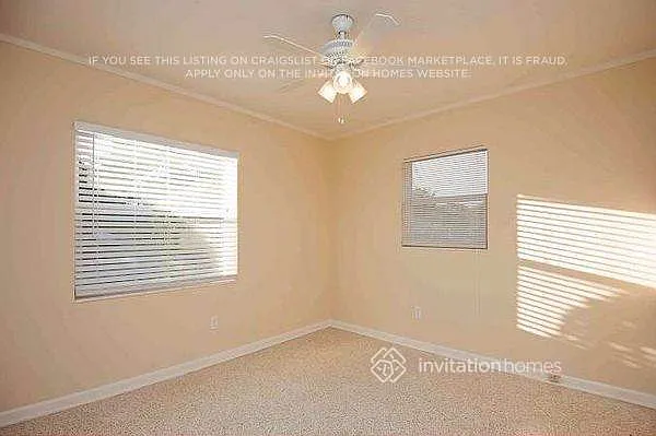 1710 Puritan Ave — Photo 10