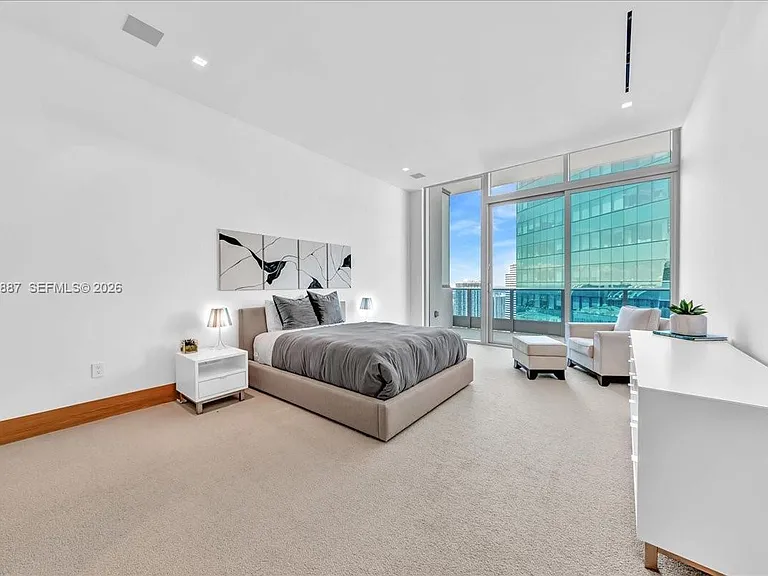 200 Biscayne Boulevard Way #Penthouse 5401 — Photo 24