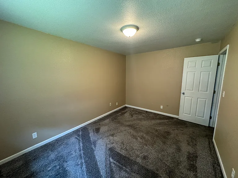 1011 W 24th St #1011 — Photo 56