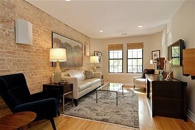 2nd image of 1839 N Sheffield Ave #1
