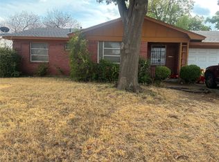 1424 Cloverdale Dr, Fort Worth, TX 76134