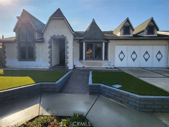 10455 Santa Marta St, Cypress, CA 90630