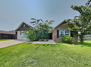 1171 Brigade Blvd, Prairie Grove, AR 72753