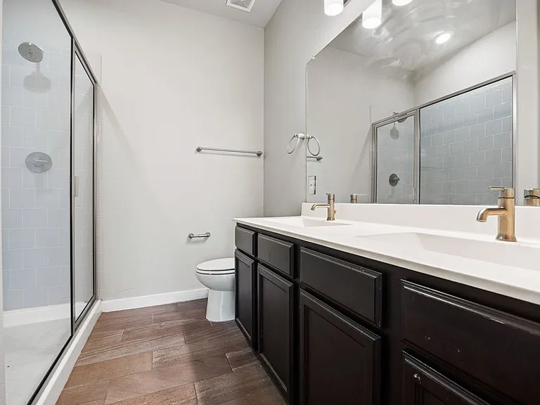 574 Creekside Frst — Photo 12