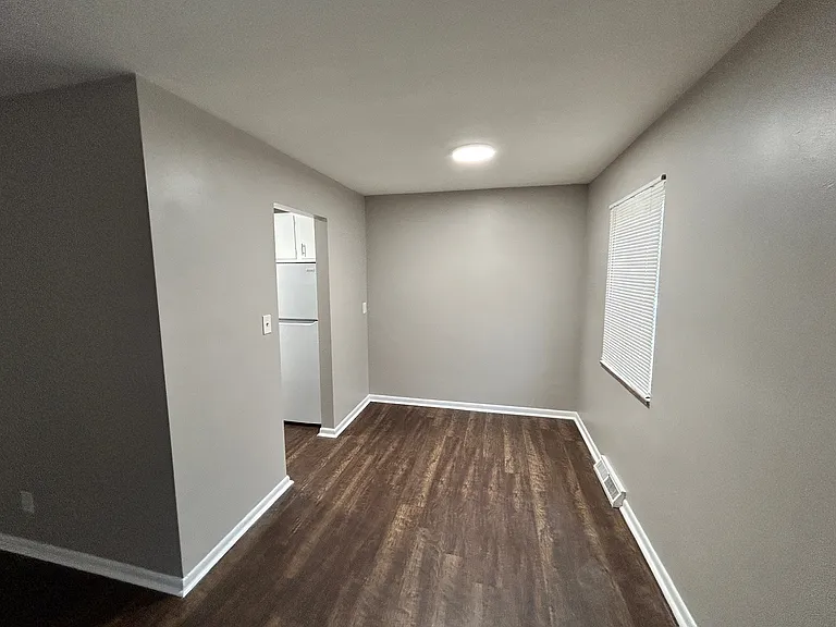 The Skye Apartments — Photo 9