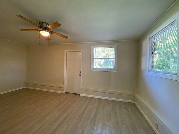 2nd image of 337 Grove Ave
