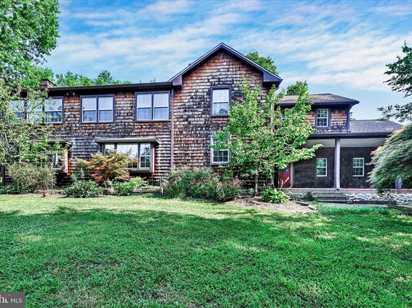 3820 Dance Mill Rd, Phoenix, MD 21131