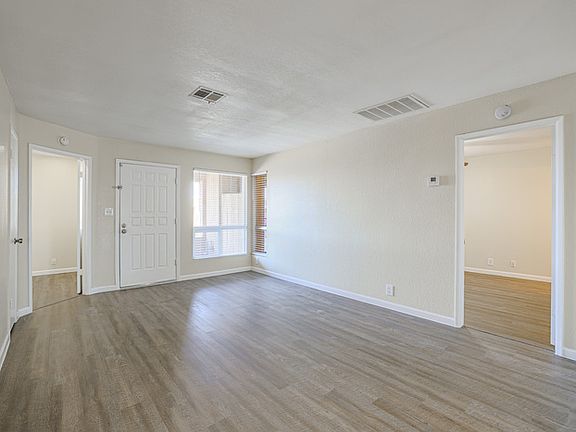 5th image of 501 W Hononegh Dr Unit 6