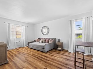 172 N County Rd APT 4, Palm Beach, FL 33480