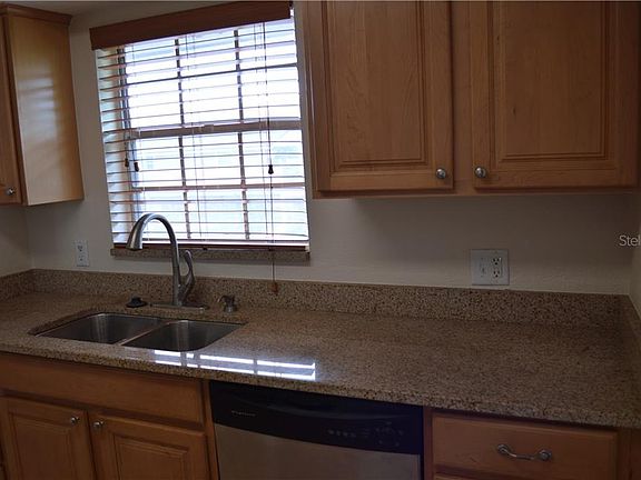 4th image of 200 Country Club Dr APT 902