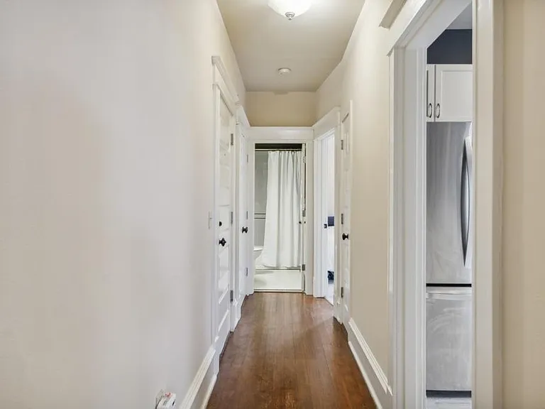 521 16th Ave E #4 — Photo 17