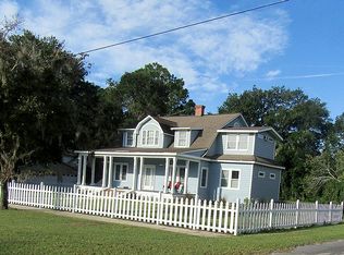 107 Rittenhouse St, Darien, GA 31305