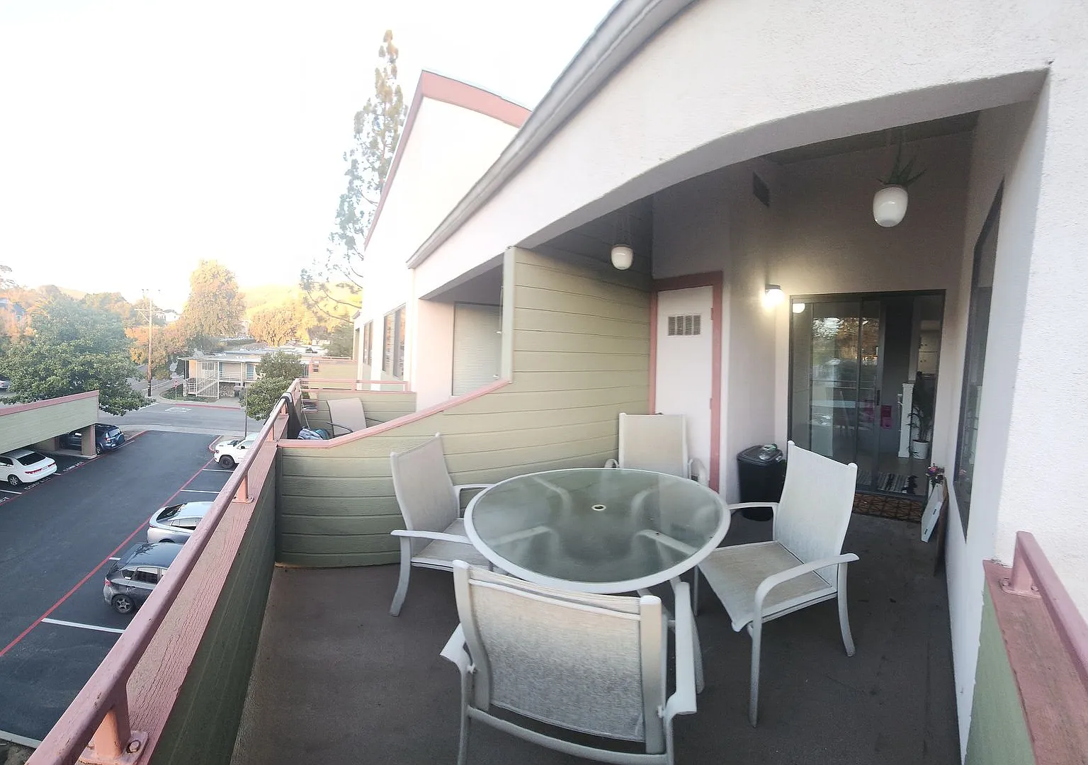 2 Bed 2 Bath literally less than 700 feet from Campus entrance! — Photo 3