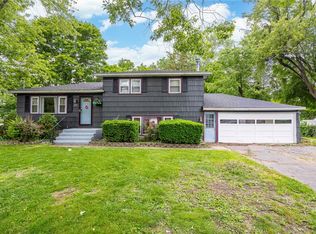 77 Chad Cir, Rochester, NY 14616