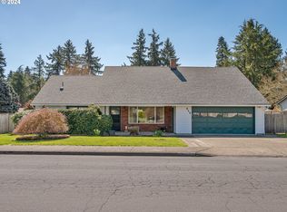 912 SW Willow Creek Dr, Beaverton, OR